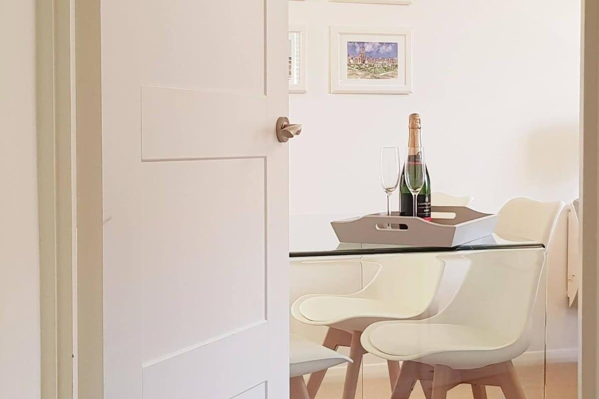 Modern Apartment In The Heart Of Oxford With Secure Underground Parking Экстерьер фото